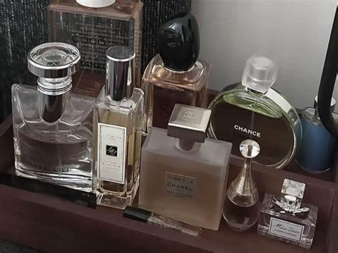 is it permissible to use perfume with alcohol|perfume smells like alcohol.